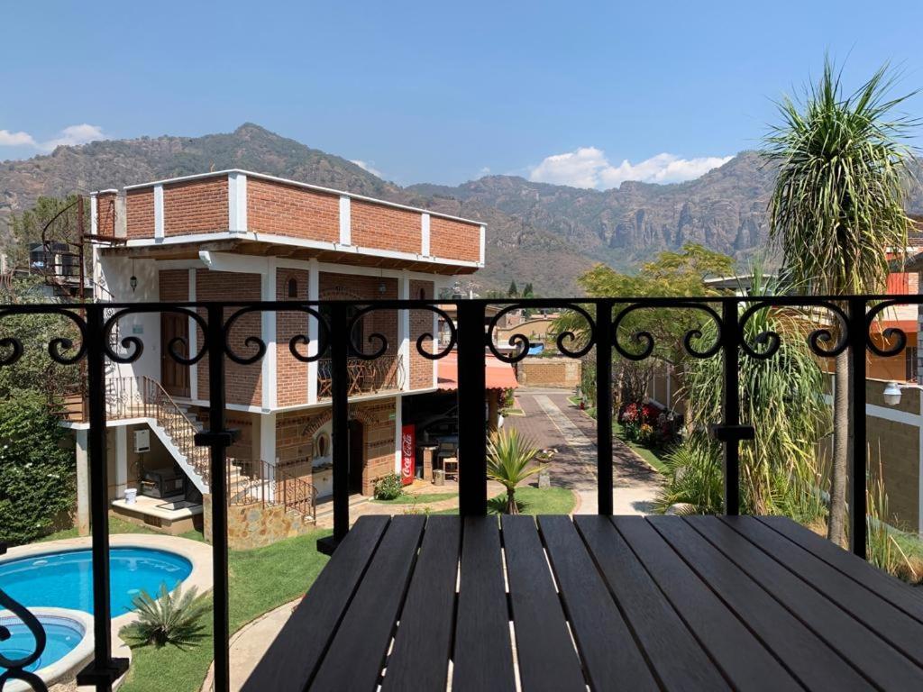 La Buena Suerte Hotel Tepoztlan Exterior photo